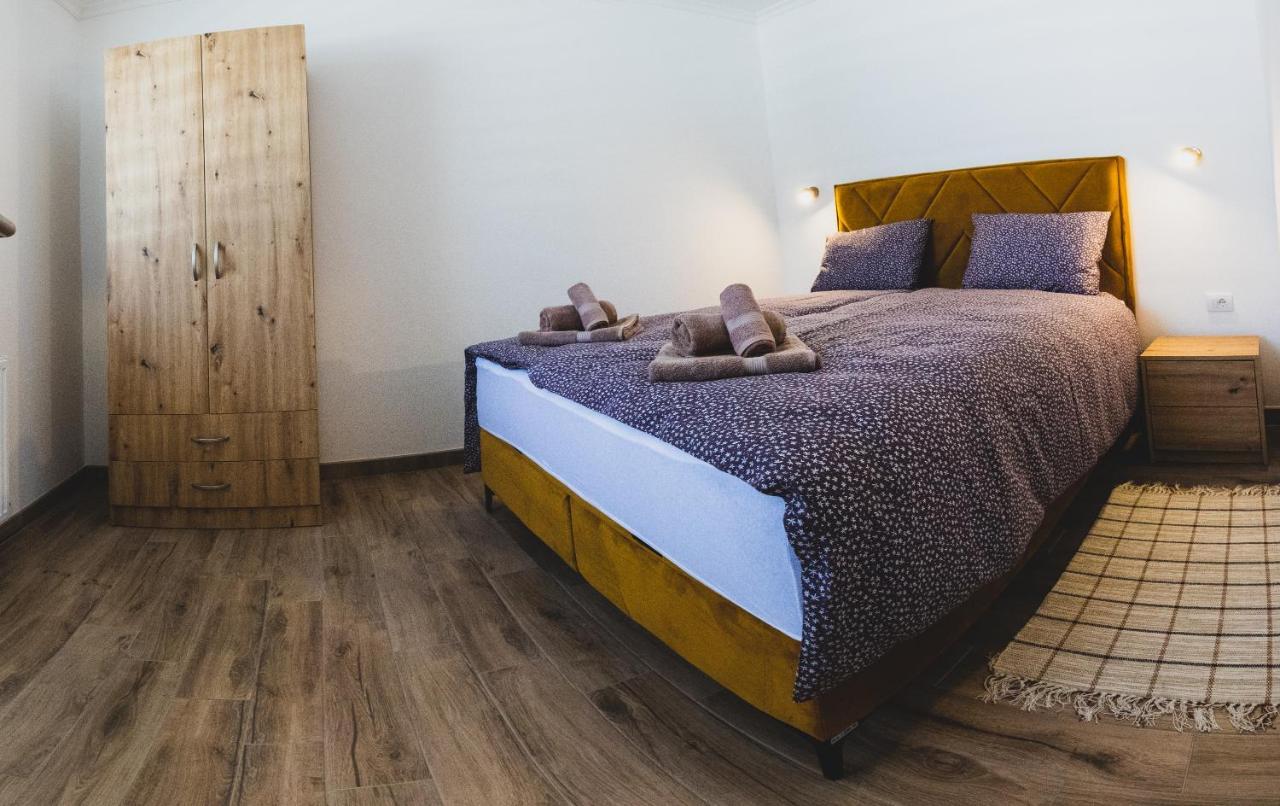 Alfa Apartmani Subotica Buitenkant foto