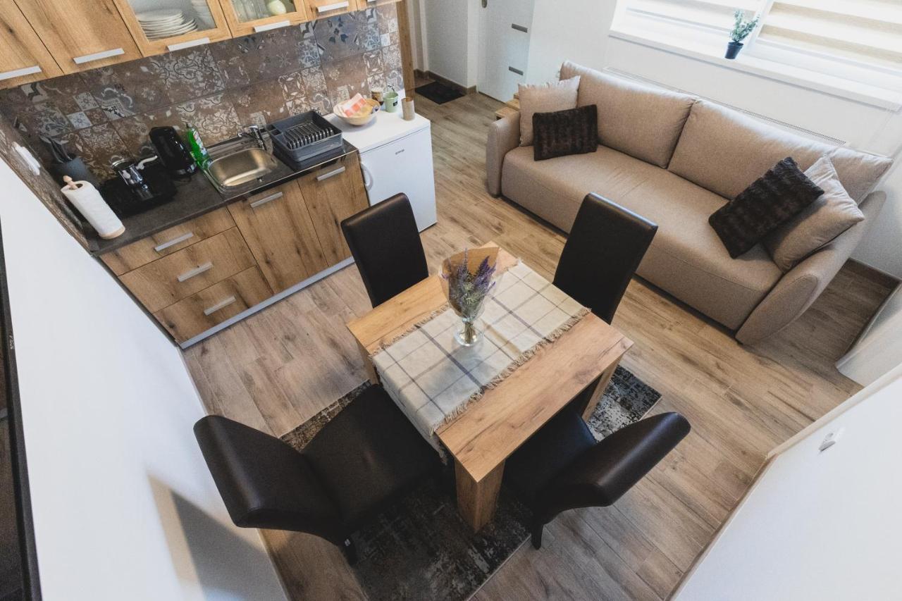 Alfa Apartmani Subotica Buitenkant foto