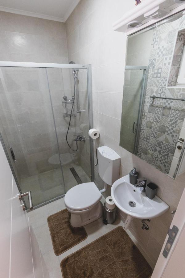 Alfa Apartmani Subotica Buitenkant foto
