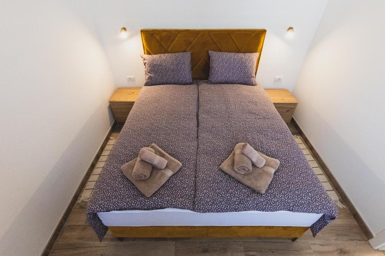 Alfa Apartmani Subotica Buitenkant foto