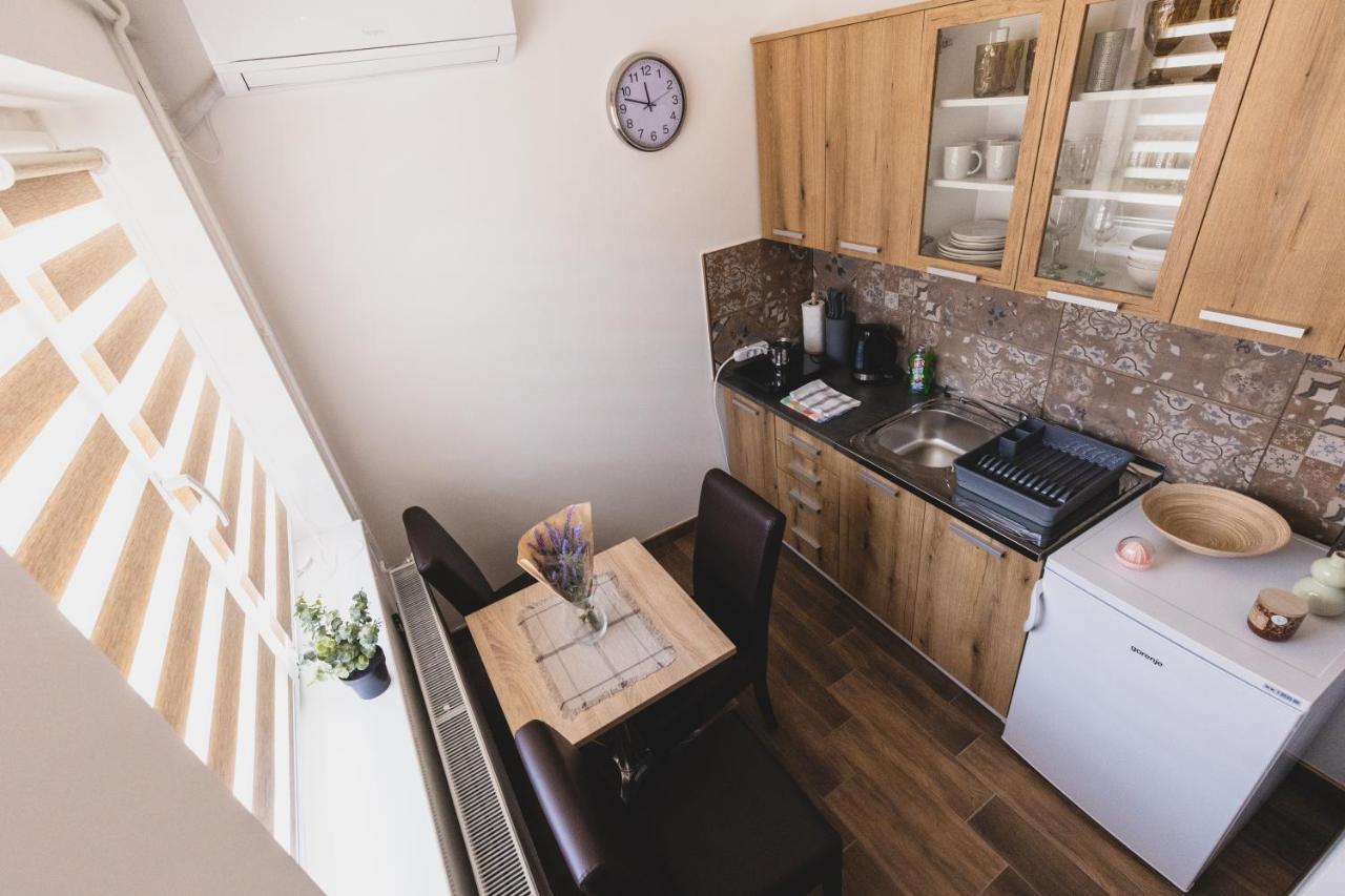 Alfa Apartmani Subotica Buitenkant foto