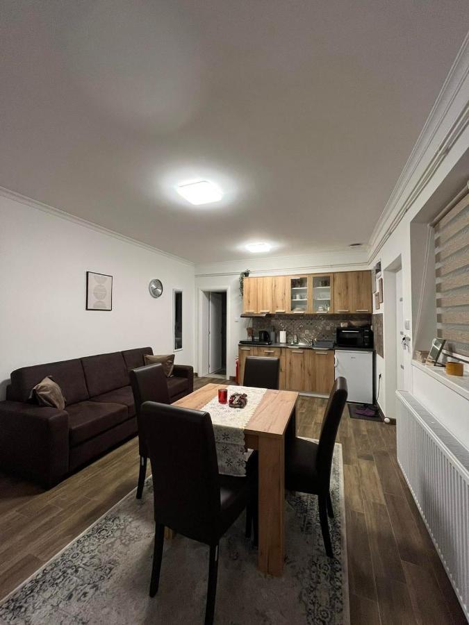 Alfa Apartmani Subotica Buitenkant foto
